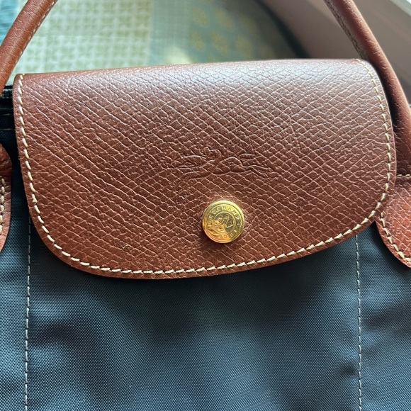 Small Longchamp Purse - Picture 6 of 6
